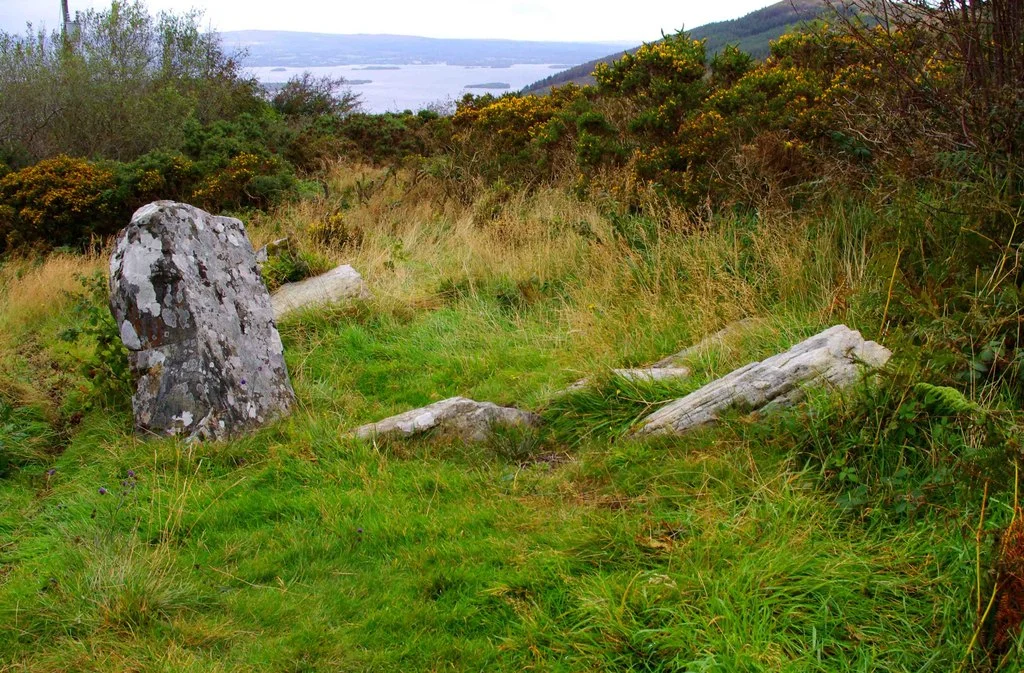 Graves of the Leinstermen 2 geograph.org .uk 2611228