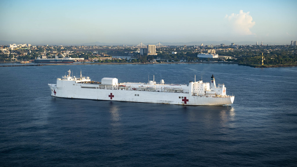 USNS Comfort (T-AH 20) is anchored off the coast of Santo Domingo, Dominican Republic.